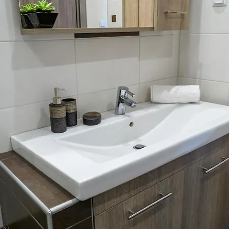 Erieta's Luxus * Nea Peramos (Macedonia)